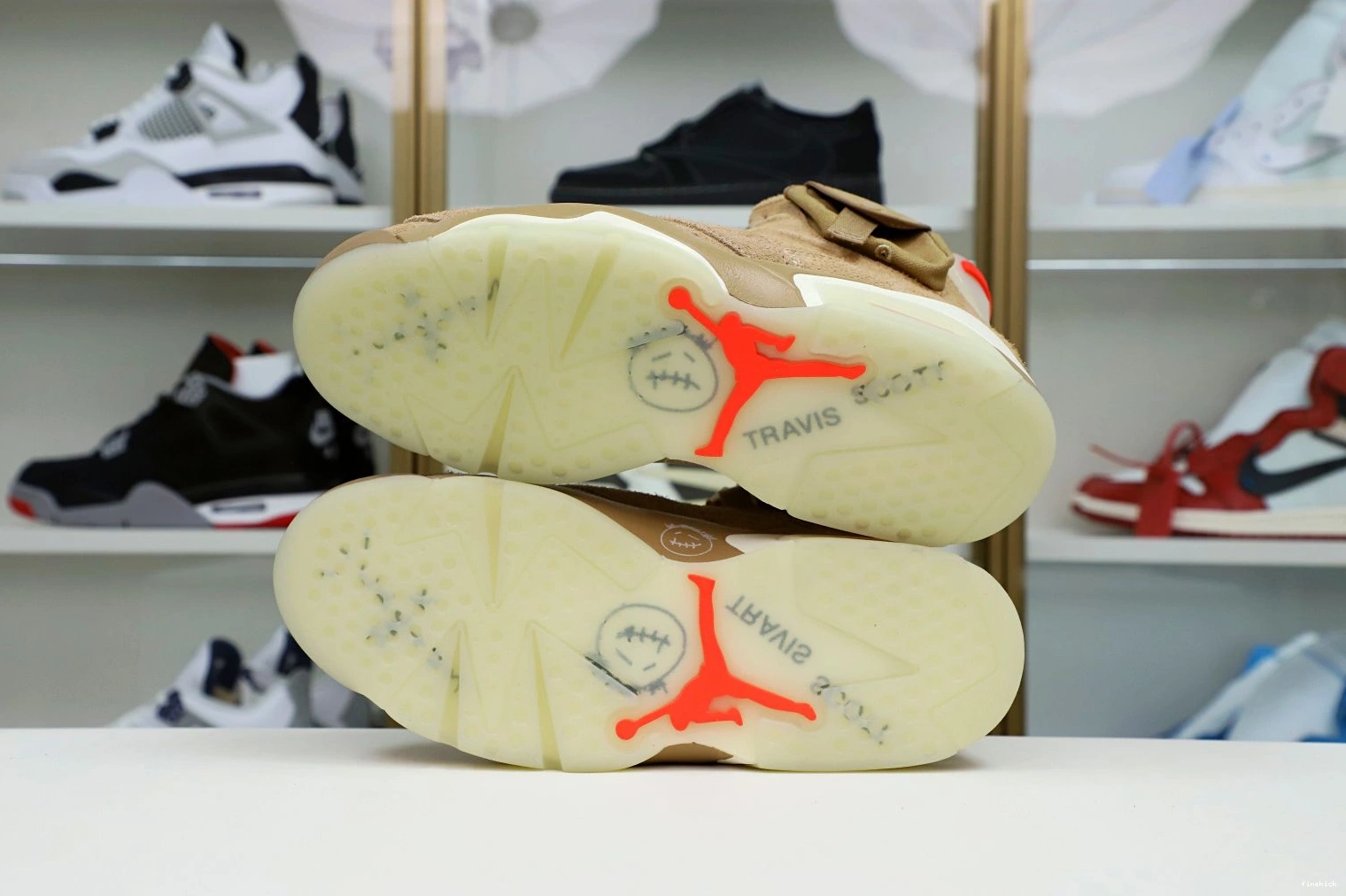Air Retro SP Travis Jordan Khaki